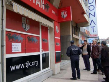 Hırsızlar 250 Kiloluk Çelik Kasayı Çaldı