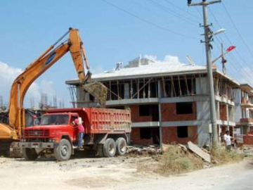 Hacımehmet Ovası Şantiye Gibi