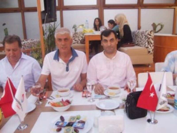 Yalova Bahçeşehir – Uğur Eğitim Kurumları İftar Yemeğinde Buluştu 