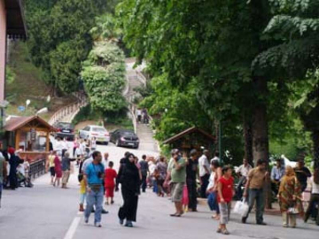 Termal’e Turist Akını Başladı