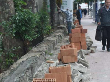 Atatürk İlköğretim Okulunun Duvarları Yenilendi