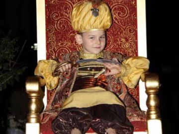 Nedret Efe Erkekliğe Adım Attı