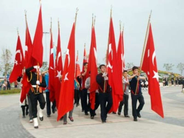 Cumhuriyet Bayramı Yalova'da Kutlandı