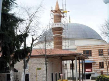 14 Yıl Önce Yıkılan Minare Yeniden Cami İle Buluştu