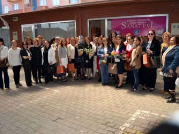 Kocaeli Ve Yalovalı İş Kadınları Bir Araya Geldi