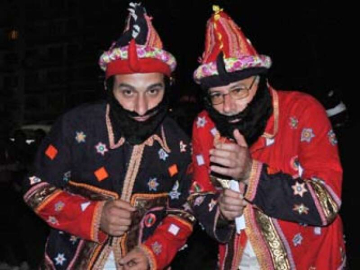 Ramazan Etkinliklerini Karagözle Hacivat Duyurdu