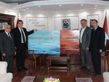 Üniversite’den Anlamlı Hediye