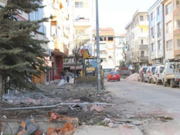 Şahin Sokak'da Kaldırım Tepkisi