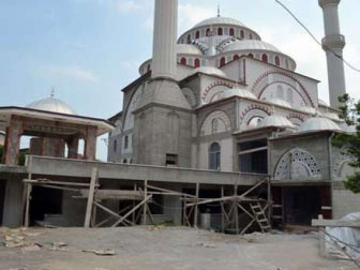 Camiler Ramazan'a Hazırlanıyor