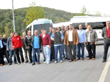 Yalova'da Minibüsçüler Yolu Trafiğe Kapattı