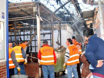 Yalova Pazaryerinde Yangın