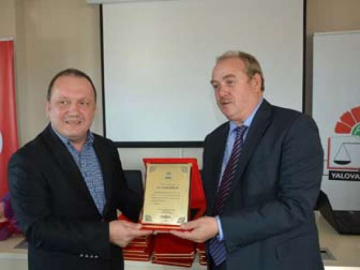 Yalova Barosu'nda Devir Teslim 