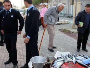 Çiftlikköy Zabıtası Denetimlerde Göz Açtırmıyor.