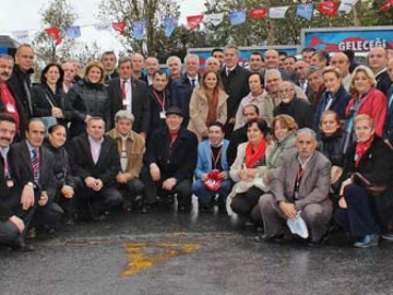 CHP Yalova Teşkilatı Bölge Toplantısına Katıldı