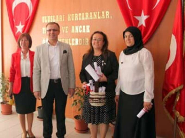 Çınarcık'ta Yıl Sonu Sergisi