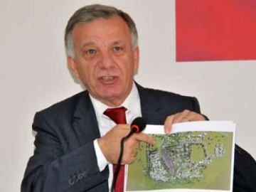 Koçal, "Rant Beklentisinin Önünü Kesin"