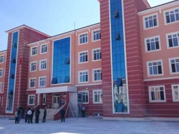 Adnan Menderes Mahallesi İlkokulu Geçici Kabule Hazır