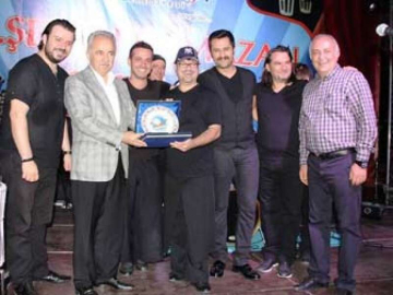 Çiftlikköy Grup Laçin’le Coştu