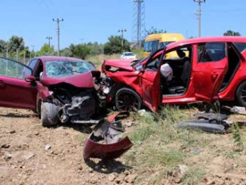 Yalova'da Trafik Kazası: 7 Yaralı