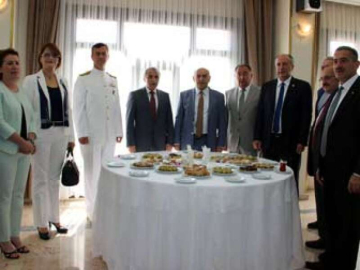 Yalova Protokolü Bayramlaştı