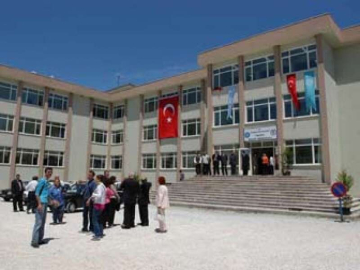 Yalova Üniversitesi 2o Personel Alacak