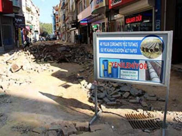 Dere Sokağın Altyapısı Yenileniyor