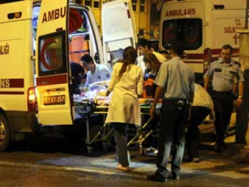 Yalova'da İçinde 10 Kişinin Bulunduğu Tekne Alabora Oldu