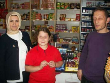 MHP'li Vekil Adayları Mahalle Ziyaretlerini Sürdürüyor