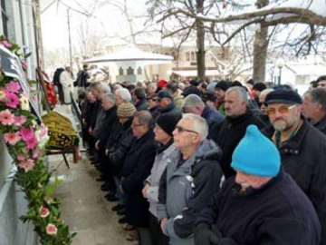 Nusret Sungur Toprağa Verildi