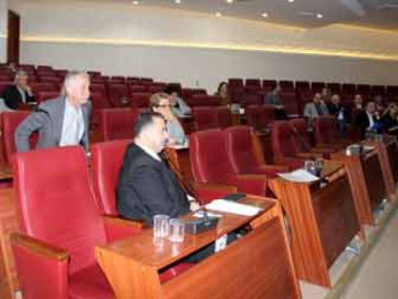 Meclis Oturumu  Çoğunluk Sağlanamayınca İptal Edildi