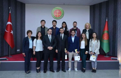 Hukuk Öğrencileri Yargıtay'ı Ziyaret Etti