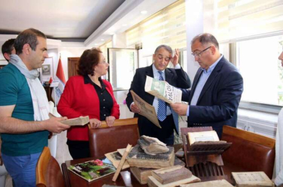 Koleksiyonunu Yalova Kent Müzesi’ne Bağışladı