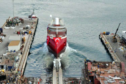 İzlanda'ya Yalova'dan Balıkçı Gemisi