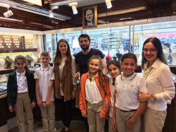 Öğrencilerden "Türkçesi" Varken Kampanyası