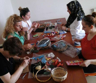 Halk Eğitimden İpek Kozası Kursu