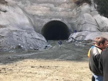 Tünel İnşaatları Devam Ediyor