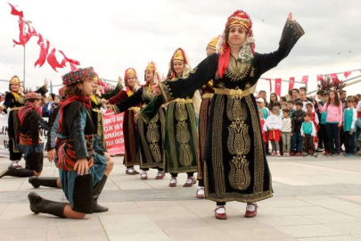 Coşkuyla Kutladık