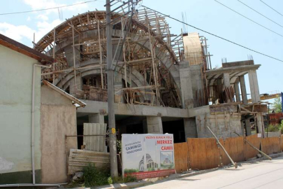 Elmalık Yolu Camisi Yardım Bekliyor