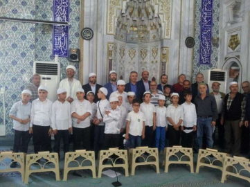 Minik Hafızlar Bisikletlerini Aldı