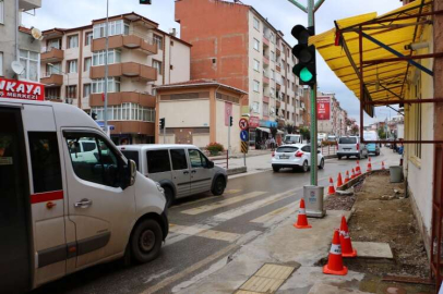 Yaya Ve Araç Trafiği Rahatlayacak