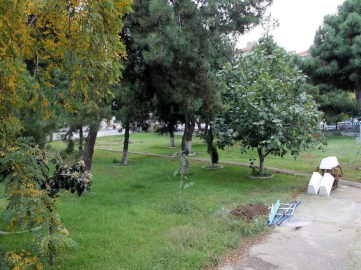 Yeşil Alan mı Olacak, Milli Eğitime mi Verilecek?