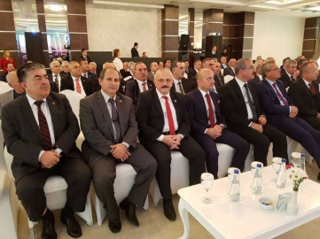 Demirel Birlik Toplantısı'na Katıldı