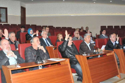 Kadir Ofluoğlu CHP'den İstifa Etti