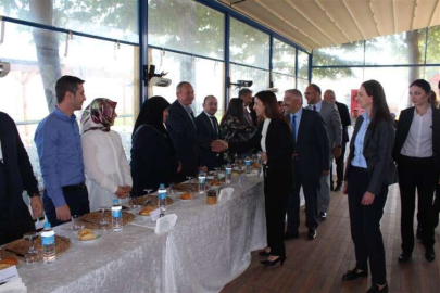 40 Yıllık Evli Çiftlere Ödül