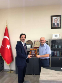 Yatub’dan Şahin’e Teşekkür Plaketi