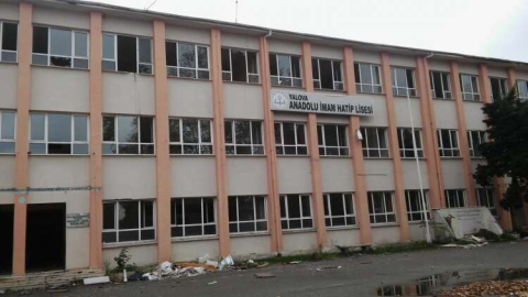 İmam Hatip Lisesi Binası Yıkılıyor