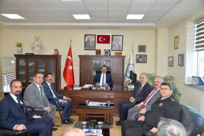 Vali Erol Armutlu İlçesini Ziyaret Etti