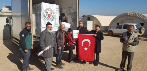 Altınova Belediyesi’nden Suriye’ye Kardeşlik Eli