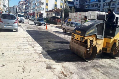 Bozulan Yollar Onarılıyor