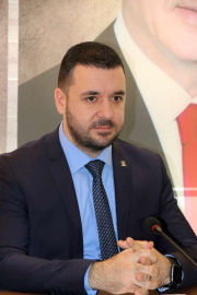 “Eleştiri Değil Edepsizliktir”